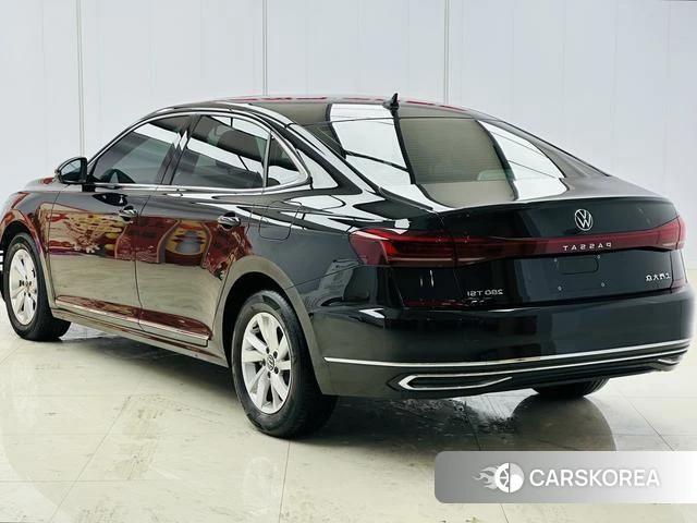 Volkswagen Passat id 4256546 из Китая 18