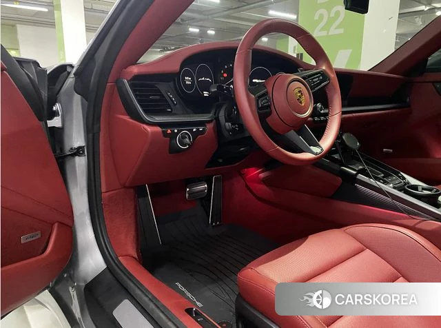 Porsche 911(992) 2022 Серебряный из Кореи, фото 6