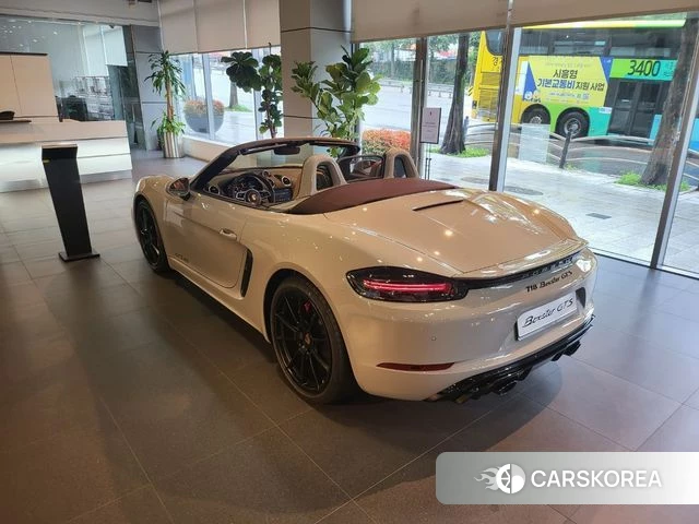 Porsche 718 Boxster 2023 Песочный из Кореи, фото 6