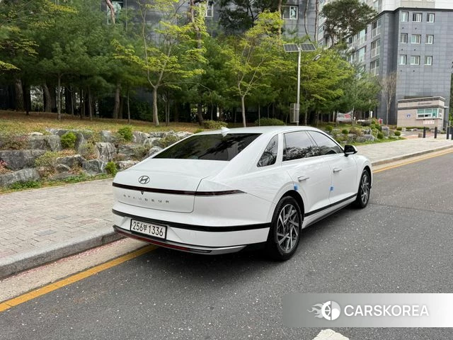 Hyundai Grandeur (GN7) id 3992868 из Кореи 16