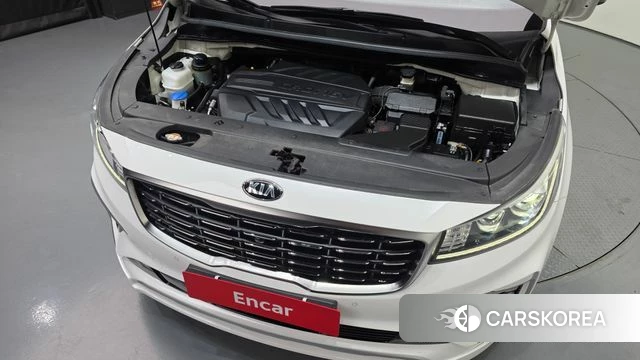 Kia The New Carnival id 4708905 из Кореи 16