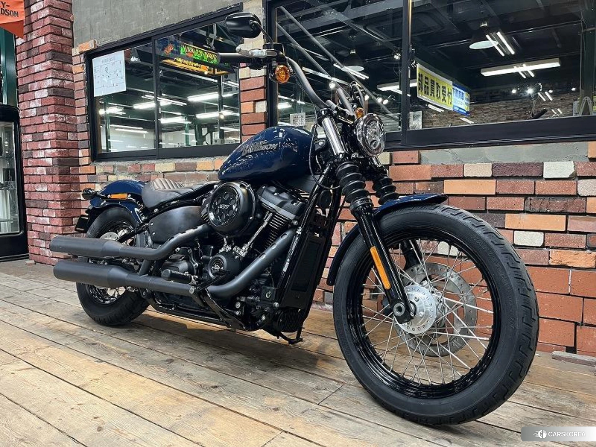Harley-Davidson Softail Street Bob FXBB1750 id 3946433 из Японии 9
