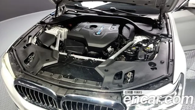 BMW 5 Series (G30) id 2932399 из Кореи 16