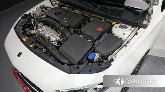 Mercedes-Benz A-Class W177 id 4389429 из Кореи 27