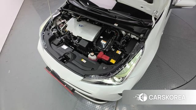 Toyota Prius 4th Generation id 4244366 из Кореи 28