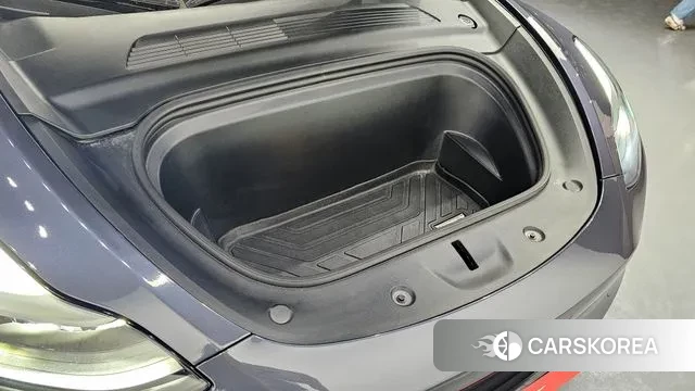 Tesla Model Y id 3310284 из Кореи 16