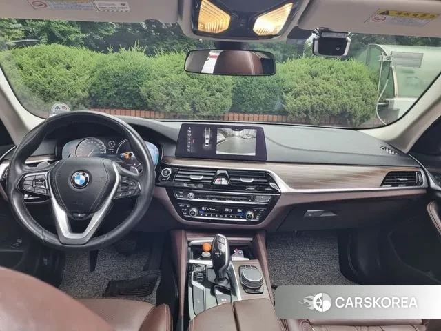 BMW 5 Series (G30) id 3239027 из Кореи 16