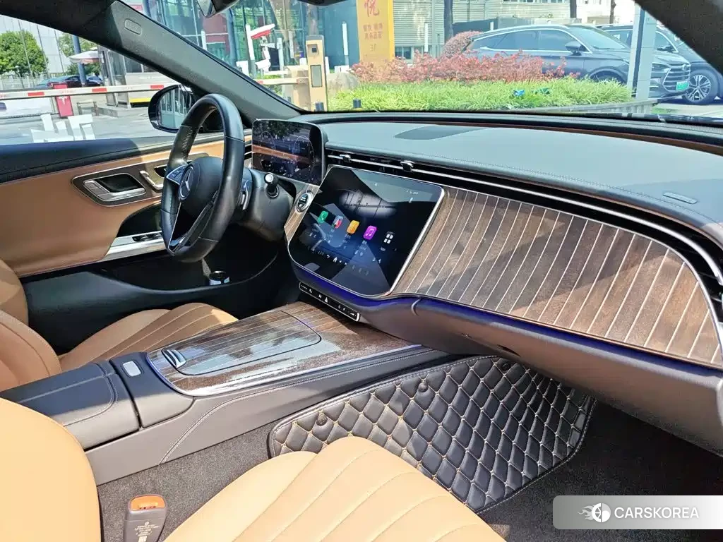 Mercedes-Benz E-Class id 4680508 из Китая 30