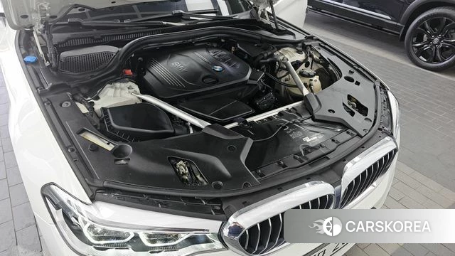 BMW 5 Series (G30) id 4638228 из Кореи 16