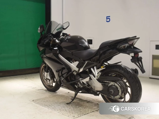 Проданный Honda VFR800F id 4365382 из Японии, фото 6