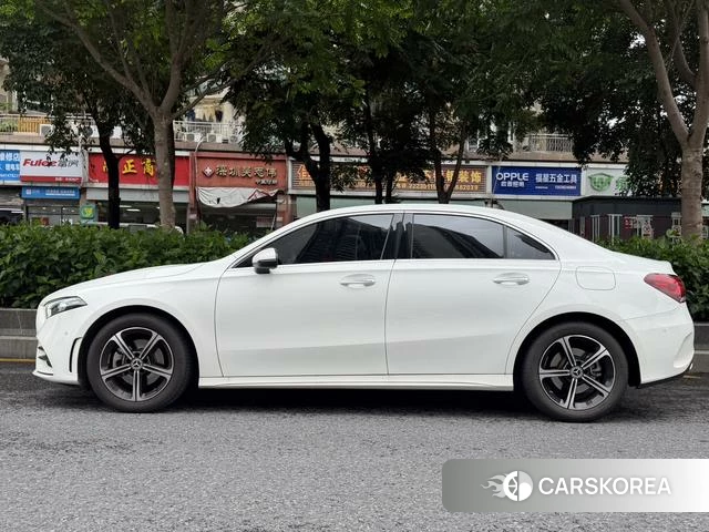 Mercedes-Benz Class A id 4297571 из Китая 9