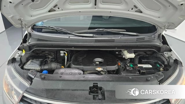 Hyundai The New Grand Starex id 4574382 из Кореи 16