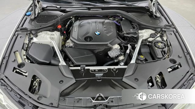 BMW 5 Series (G30) id 3953662 из Кореи 16