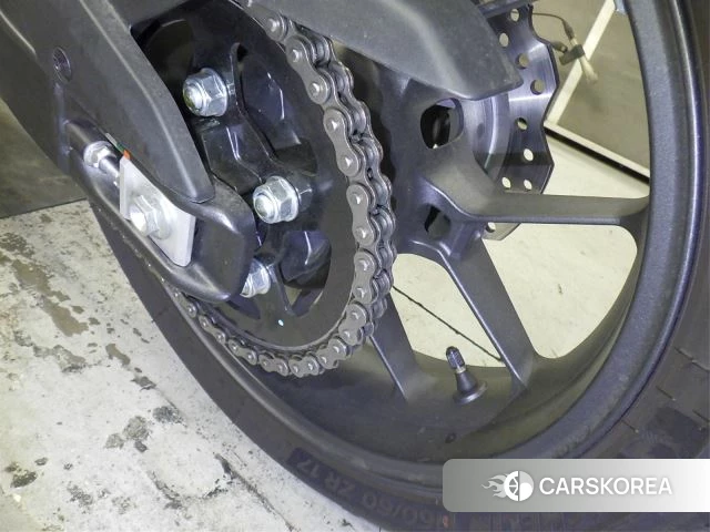 Honda CBR400R id 4184244 из Японии 30