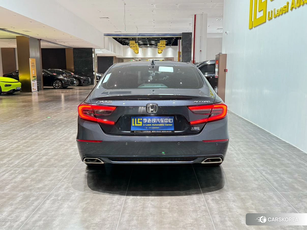 Honda Accord id 4420368 из Китая 30