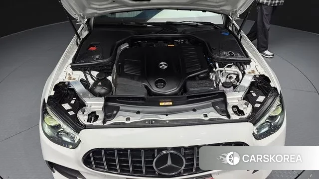 Mercedes-Benz E-Class W213 id 3706823 из Кореи 16