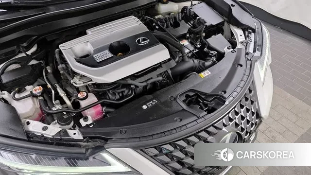 Lexus UX250h id 3626515 из Кореи 16