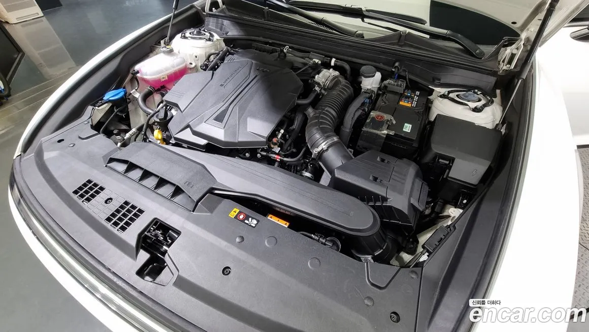 Hyundai Grandeur (GN7) id 1885967 из Кореи 16