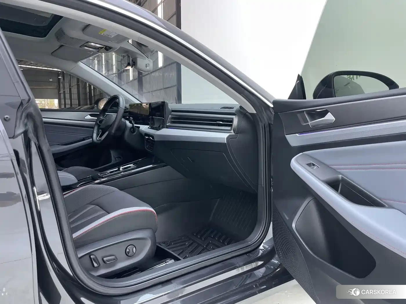 Volkswagen Lamando id 4653807 из Китая 26