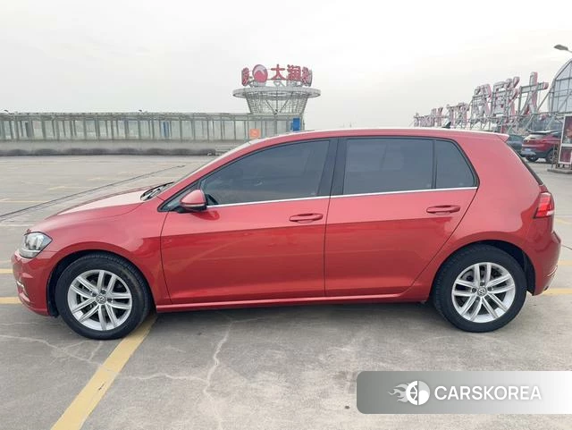 Volkswagen Golf id 4240024 из Китая 12