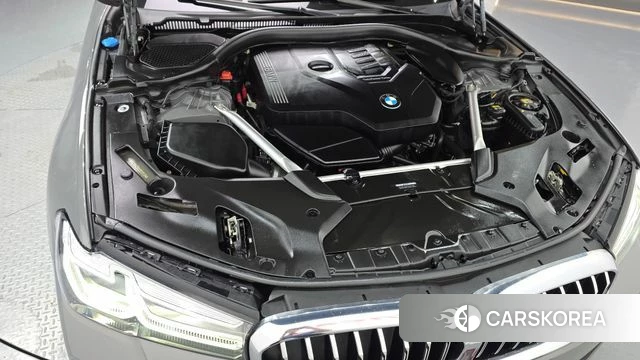 BMW 5 Series (G30) id 4749865 из Кореи 31