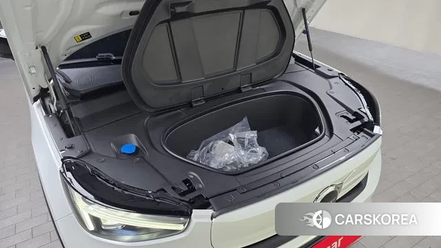 Volvo C40 Richards id 3746207 из Кореи 16