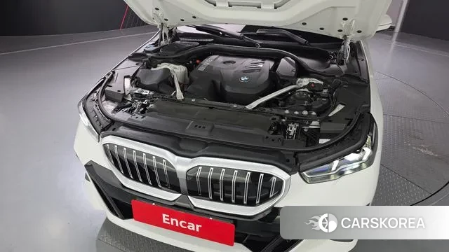 BMW 5 Series (G60) id 3353854 из Кореи 16