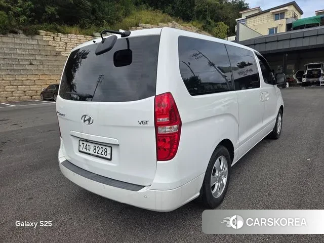 Hyundai The New Grand Starex id 3261685 из Кореи 13
