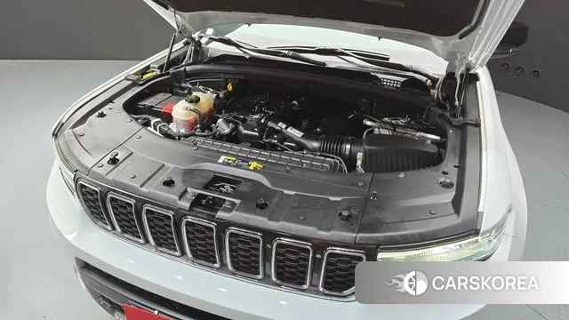 Jeep Grand Cherokee (WL) id 2930464 из Кореи 16