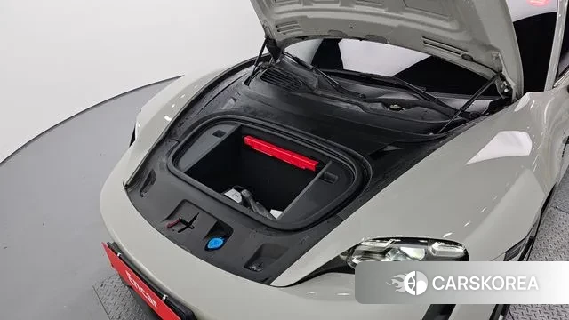 Porsche Taycan id 3488575 из Кореи 16