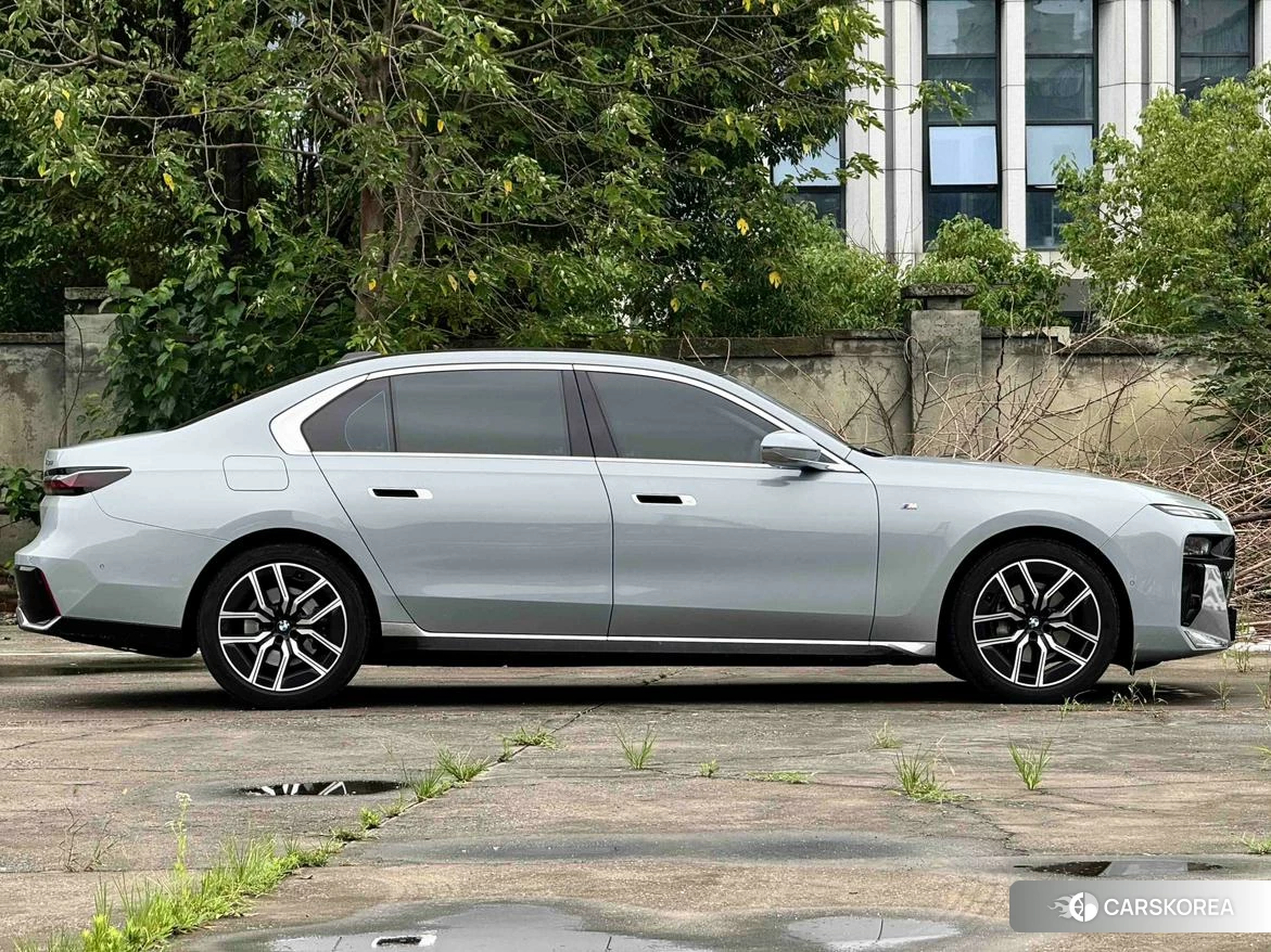 BMW 7 series id 4498595 из Китая 14