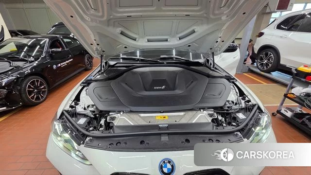 BMW i4 id 4462392 из Кореи 9