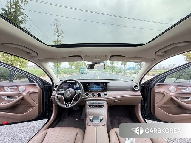 Mercedes-Benz E-class 2022 Черный из Китая, фото 6