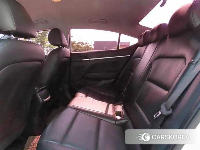 Hyundai The New Avante AD id 4581933 из Кореи 16