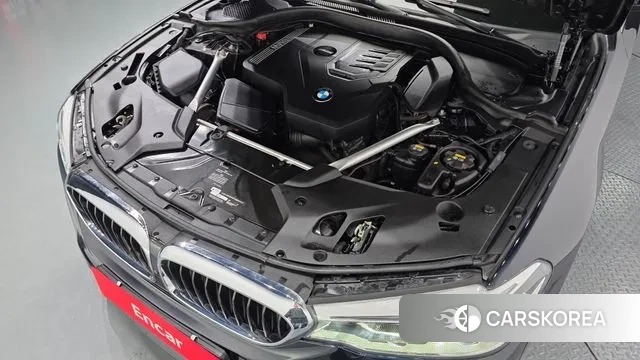 BMW 5 Series (G30) id 3464370 из Кореи 16