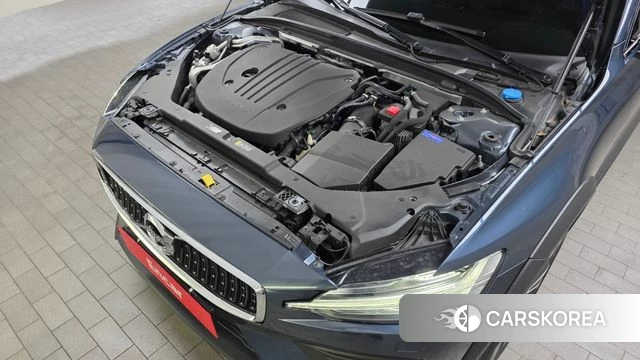 Volvo V60 Cross-Country 2nd Generation id 4249989 из Кореи 31