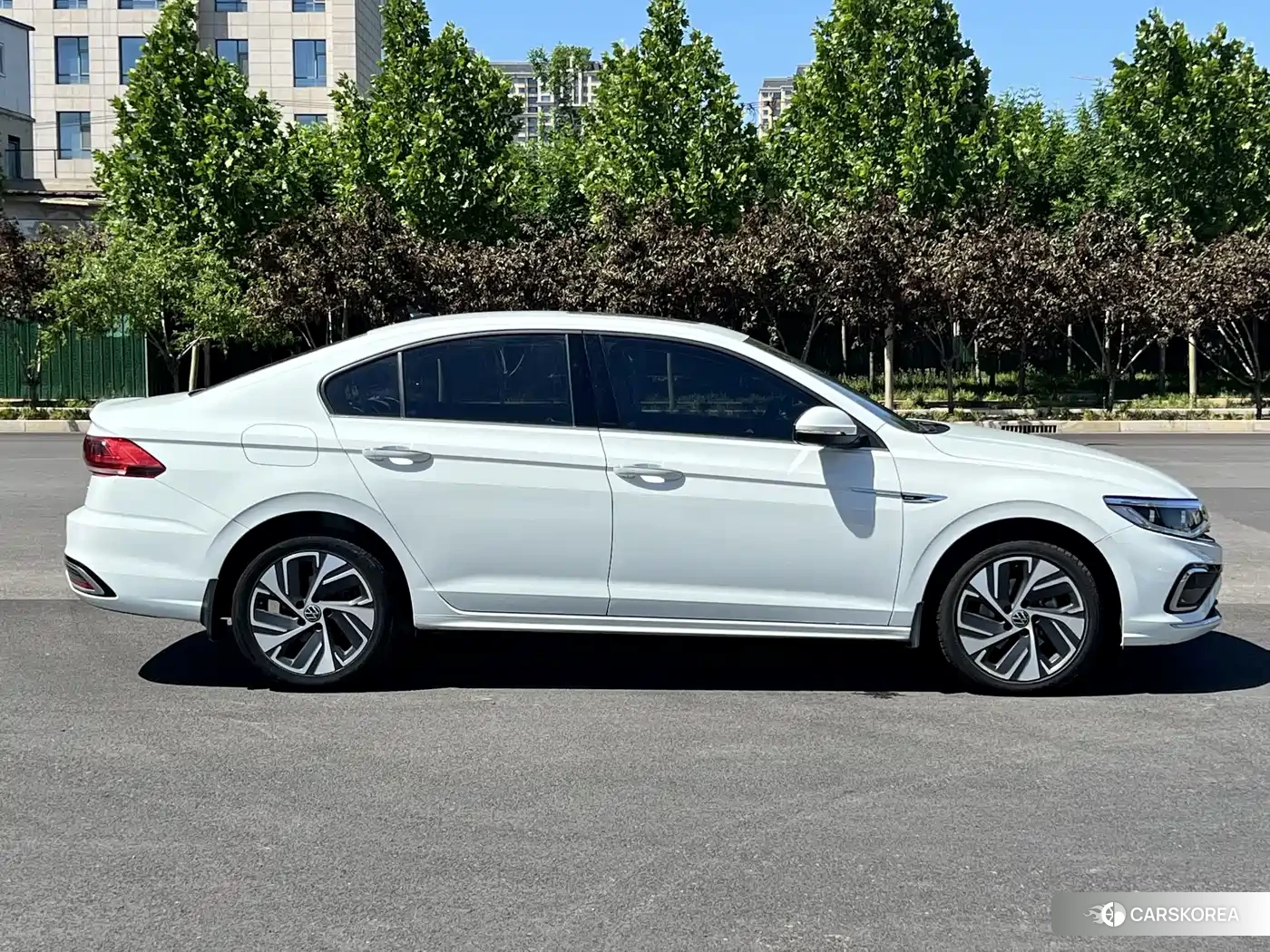 Volkswagen Bora id 4583635 из Китая 9