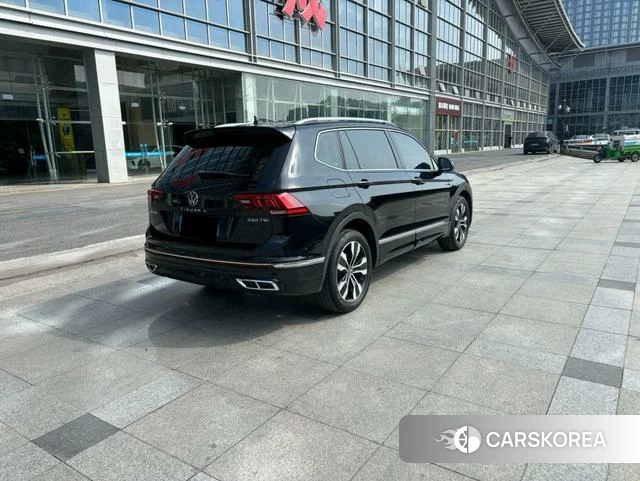 Volkswagen Tiguan L id 4261155 из Китая 8