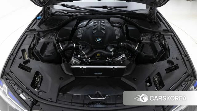 BMW 5 Series (G30) id 3898499 из Кореи 16