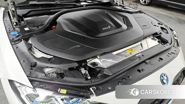 BMW i4 id 3806025 из Кореи 16