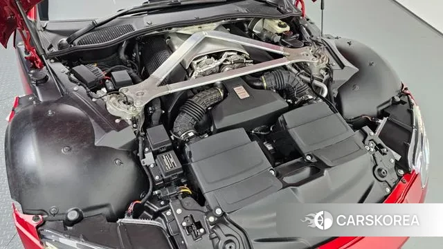 Aston Martin Vantage 2nd Generation id 3612467 из Кореи 16