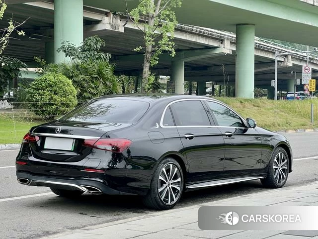 Mercedes-Benz E-class PHEV id 4256117 из Китая 18