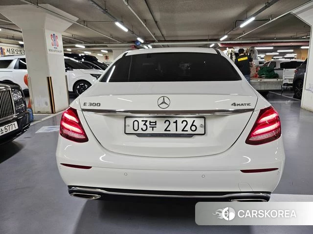 Mercedes-Benz E-Class W213 id 4491089 из Кореи 16