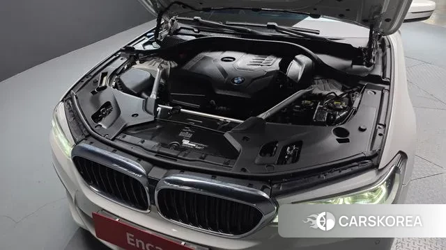 BMW 5 Series (G30) id 3519747 из Кореи 16