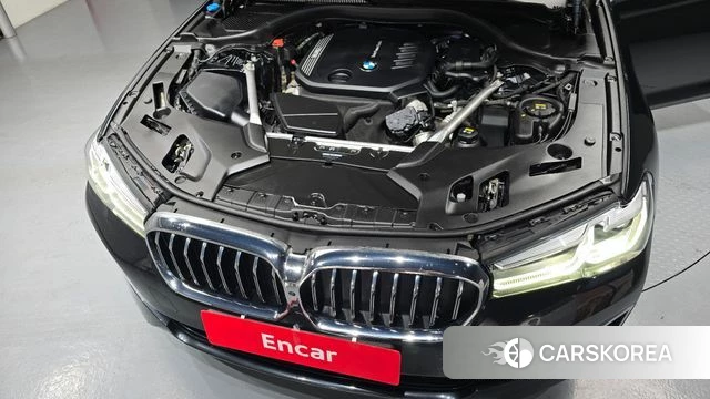 BMW 5 Series (G30) id 3916140 из Кореи 16