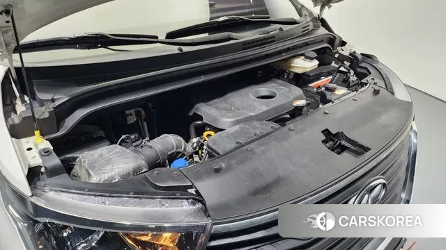 Hyundai The New Grand Starex id 3059585 из Кореи 16