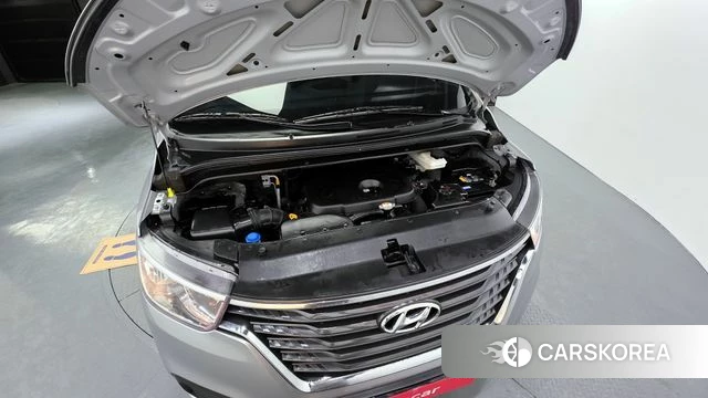 Hyundai The New Grand Starex id 3833787 из Кореи 16