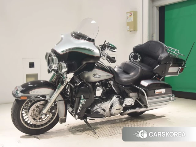 Harley-Davidson Electra Glide FLHTCU1690 2011 из Японии