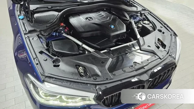 BMW 5 Series (G30) id 3479648 из Кореи 16