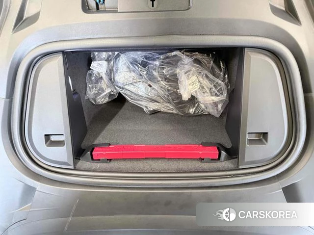 Porsche Taycan id 3866421 из Кореи 13